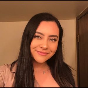 Meet your Posher, Melisa